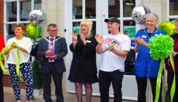 TV Star Chris Fountain opens new Thames Hospice shop in Camberley